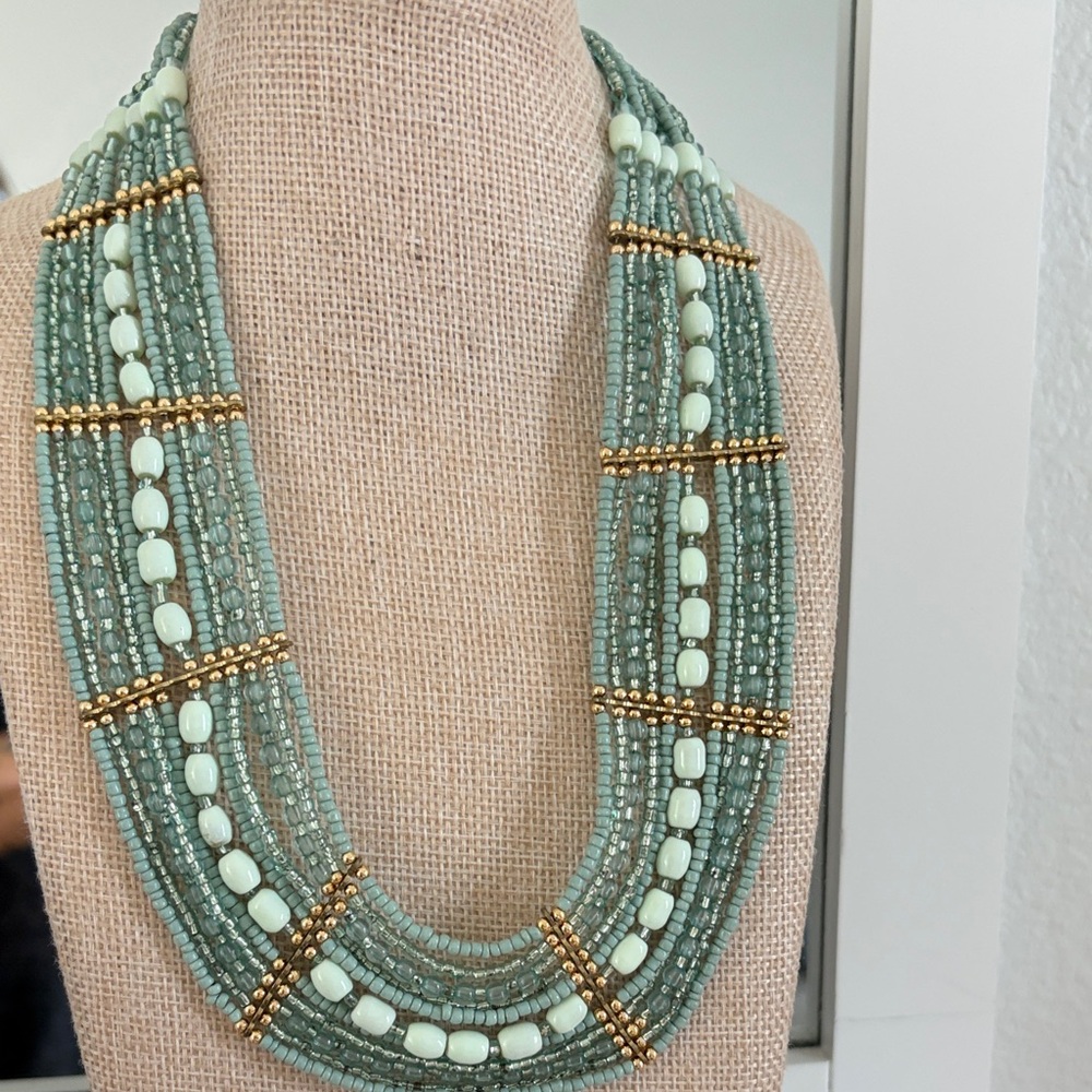 Elegant Green and Gold Seed Beaded Necklace - Picture 2 of 5